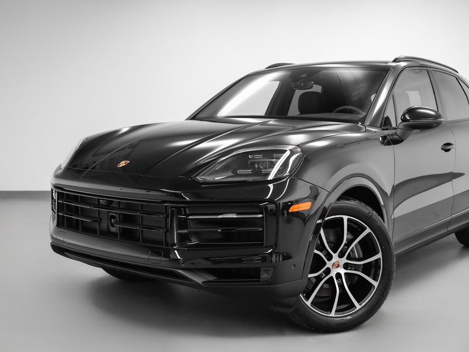 Certified 2025 Porsche Cayenne image 7