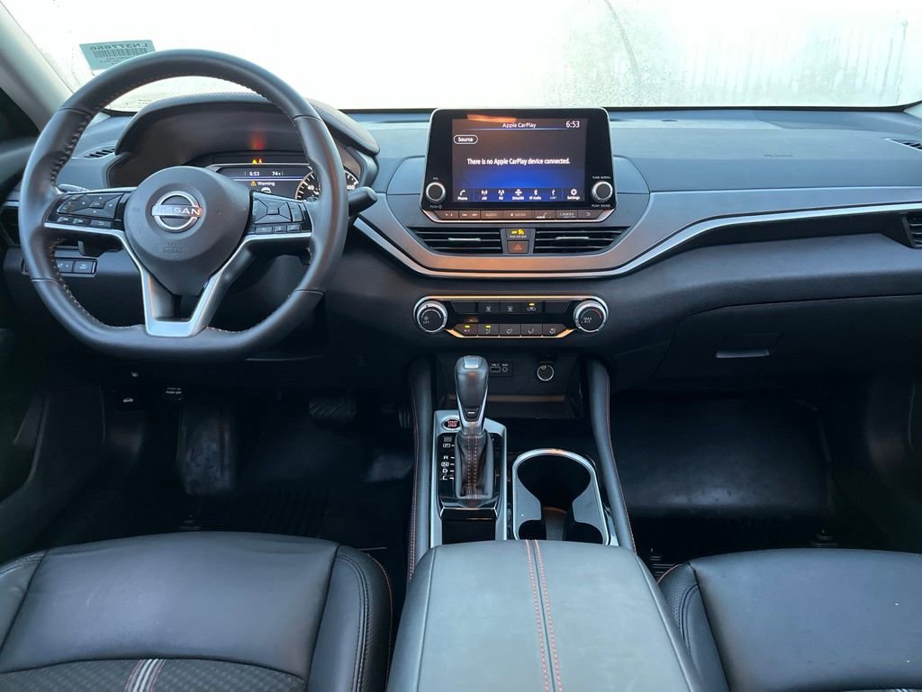 Used 2023 Nissan Altima 2.5 SR FWD image 16