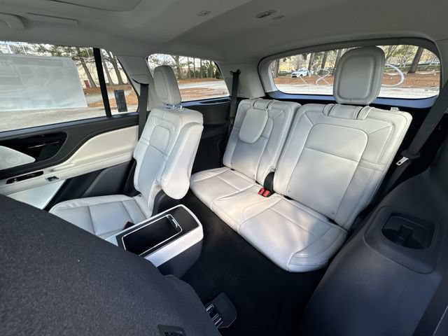 New 2026 Lincoln Aviator Reserve w/ Luxury Package RWD image 24