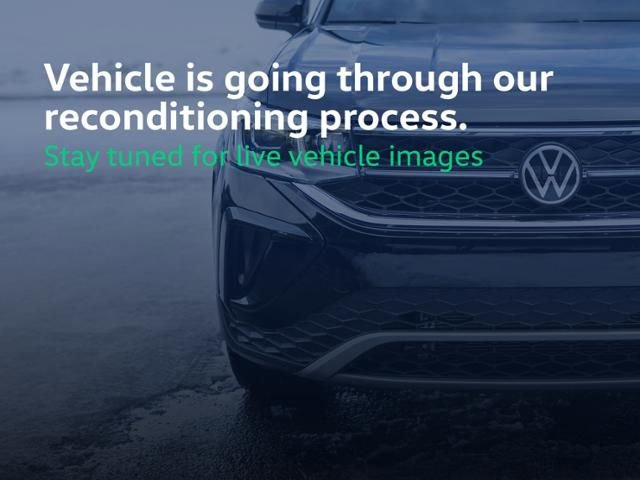 Used 2021 Volkswagen Atlas SE w/ Panoramic Sunroof Package