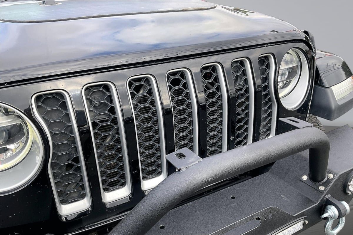 Used 2020 Jeep Gladiator Overland AWD/4WD image 29