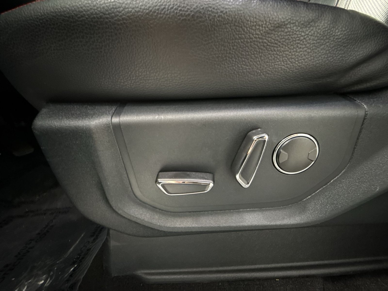 Used 2021 Ford Expedition Limited AWD/4WD image 15