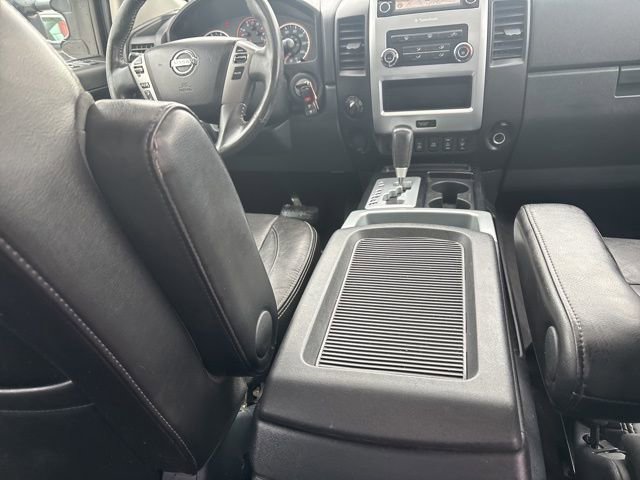 Used 2014 Nissan Titan PRO-4X image 39