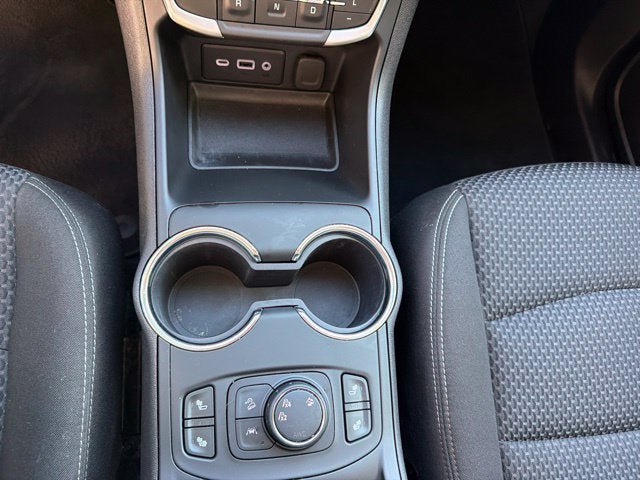 Used 2024 GMC Terrain SLE w/ Driver Convenience Package AWD/4WD image 14