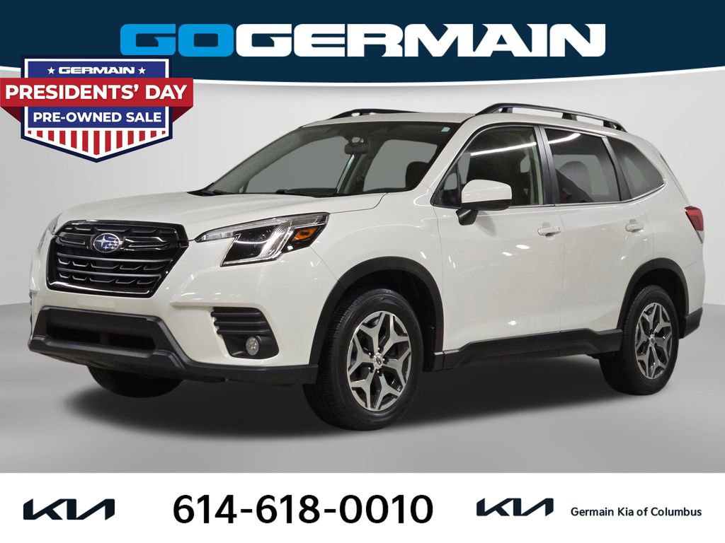 Used 2023 Subaru Forester Premium image 1