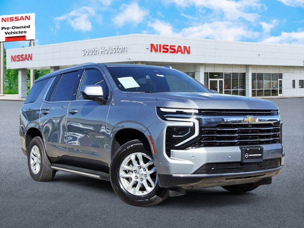 Used 2025 Chevrolet Tahoe LT image 1