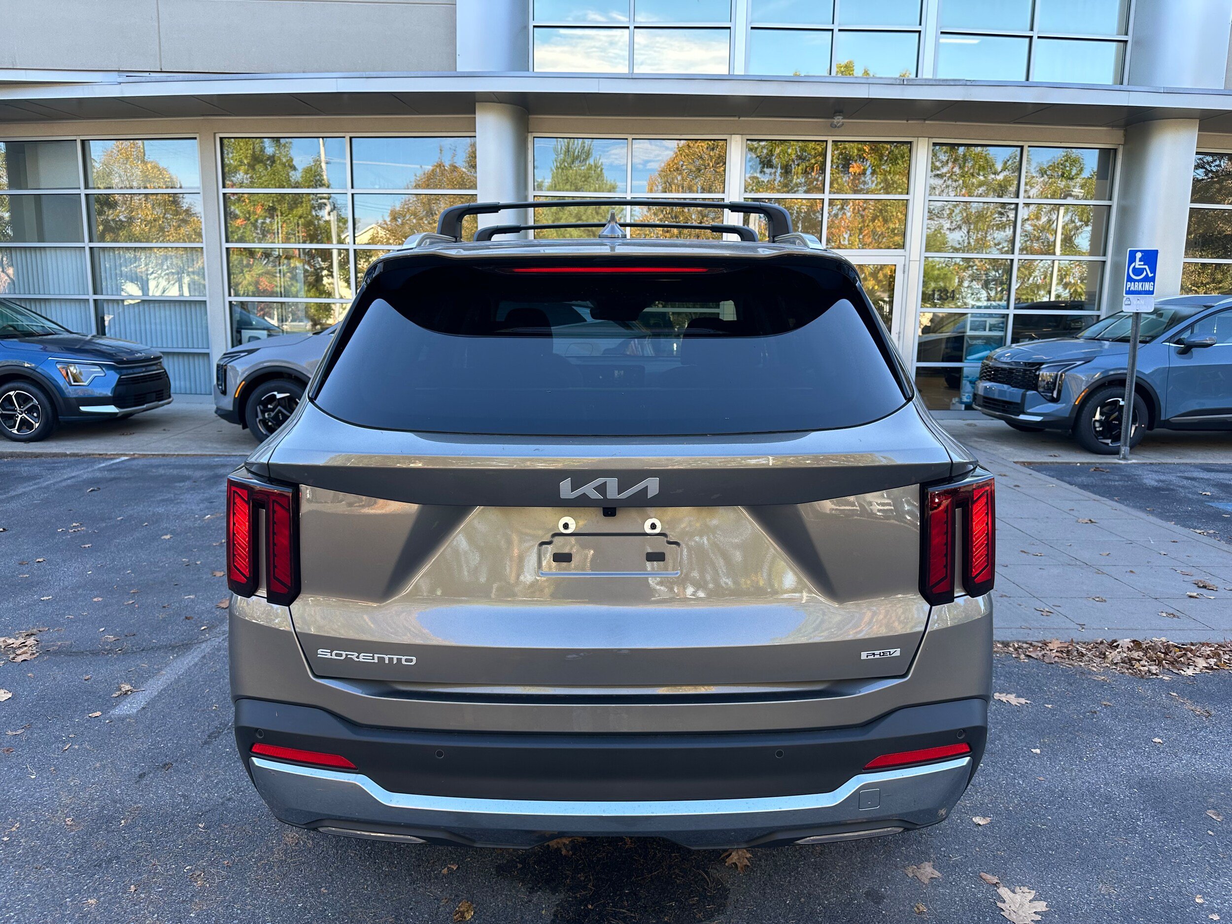 New 2026 Kia Sorento EX w/ EX Premium Package AWD/4WD image 6