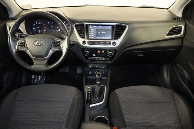 Used 2022 Hyundai Accent Limited image 14