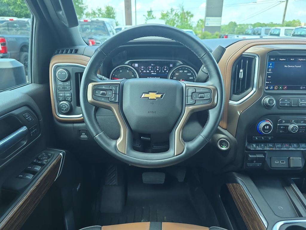 Used 2023 Chevrolet Silverado 2500 High Country w/ Z71 Off-Road Package AWD/4WD image 17