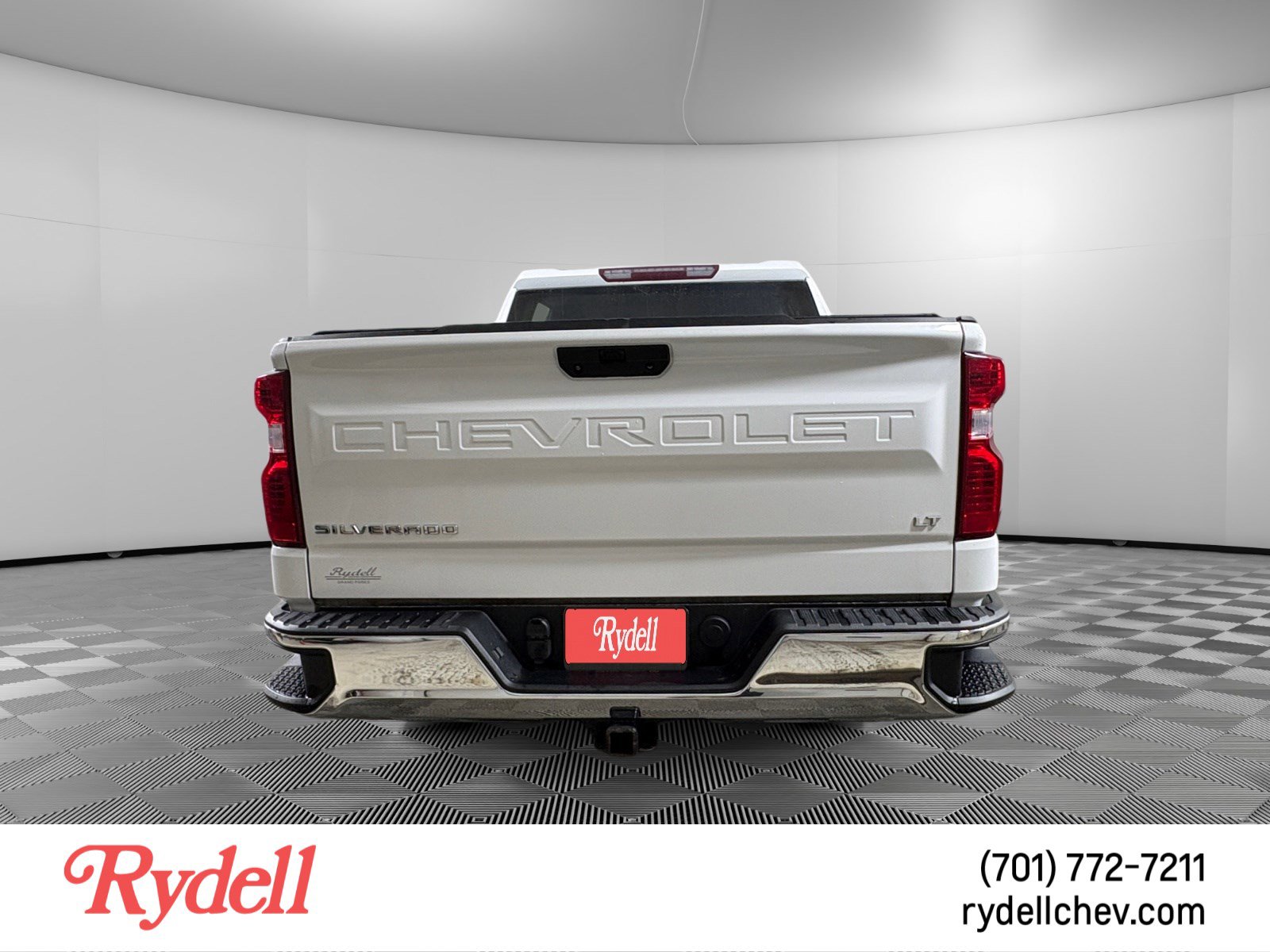 Used 2019 Chevrolet Silverado 1500 LT w/ All-Star Edition image 4