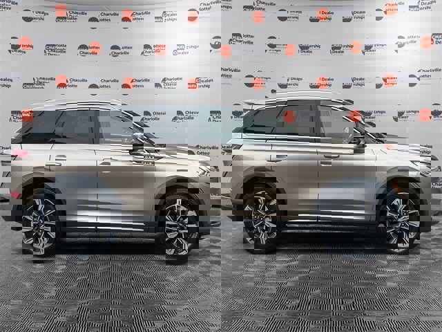 Used 2020 Lincoln Corsair Reserve w/ Equipment Group 201A image 6