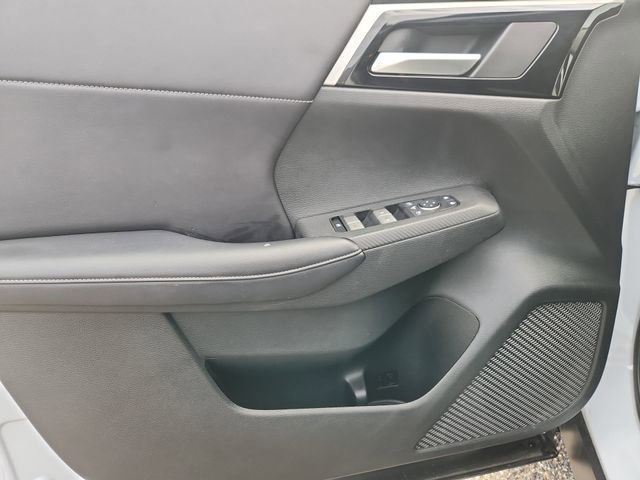Used 2024 Mitsubishi Outlander SE FWD image 23