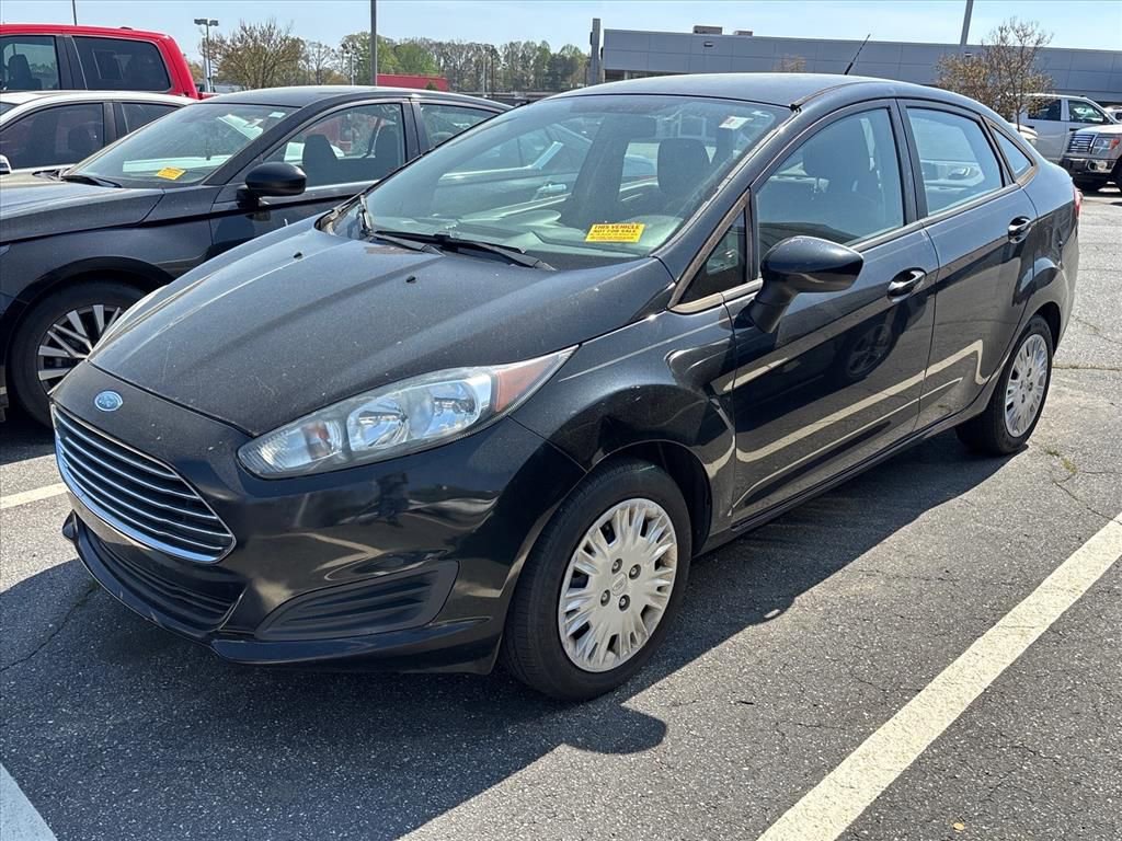 Used 2014 Ford Fiesta S image 2