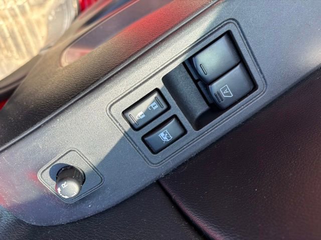Used 2025 Nissan Frontier SV AWD/4WD image 12