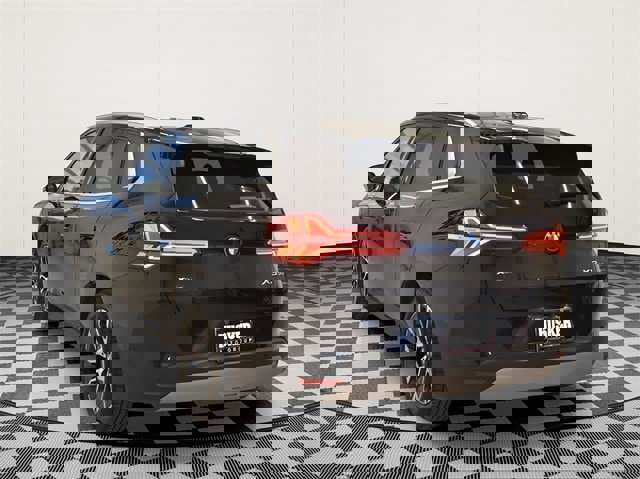 Used 2025 BMW X3 xDrive30i w/ Convenience Package image 6