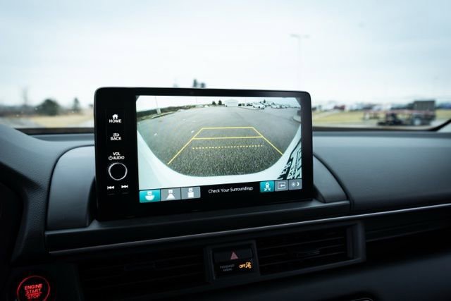 Used 2025 Honda Pilot EX-L image 26