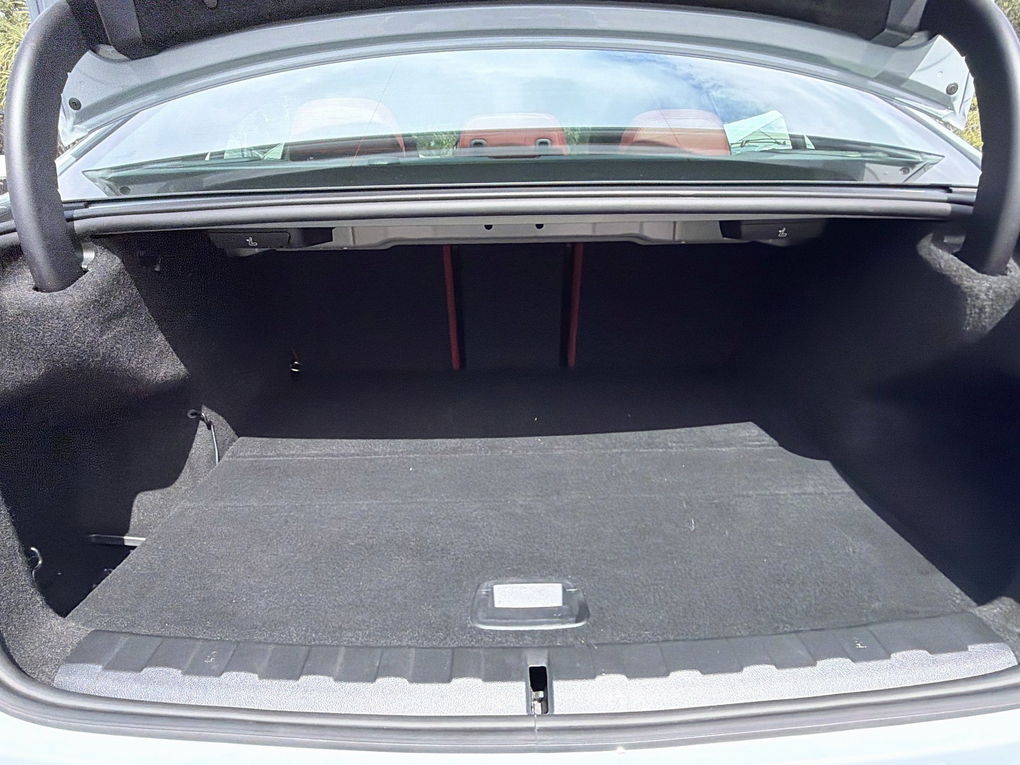 Used 2024 BMW 330e w/ Premium Package RWD image 12