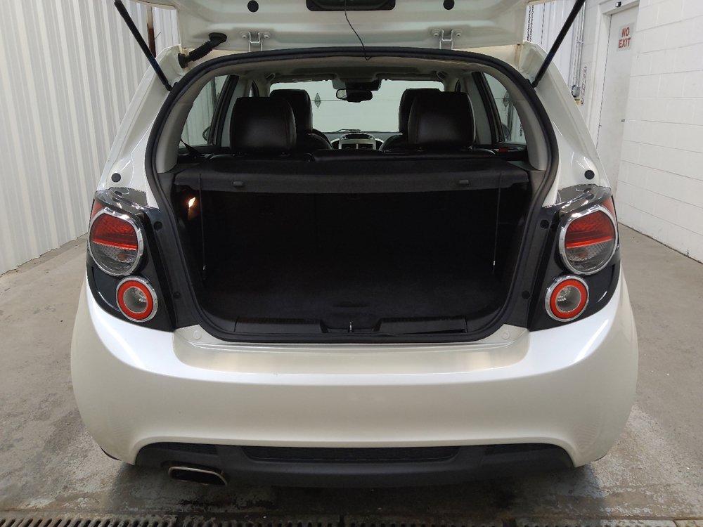 Used 2015 Chevrolet Sonic RS w/ Advanced Safety Package FWD image 29