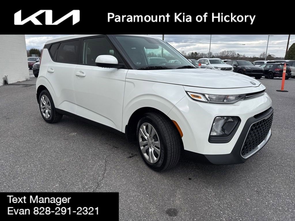 Used 2021 Kia Soul LX image 3