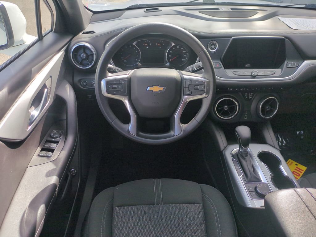 Used 2022 Chevrolet Blazer LT image 18