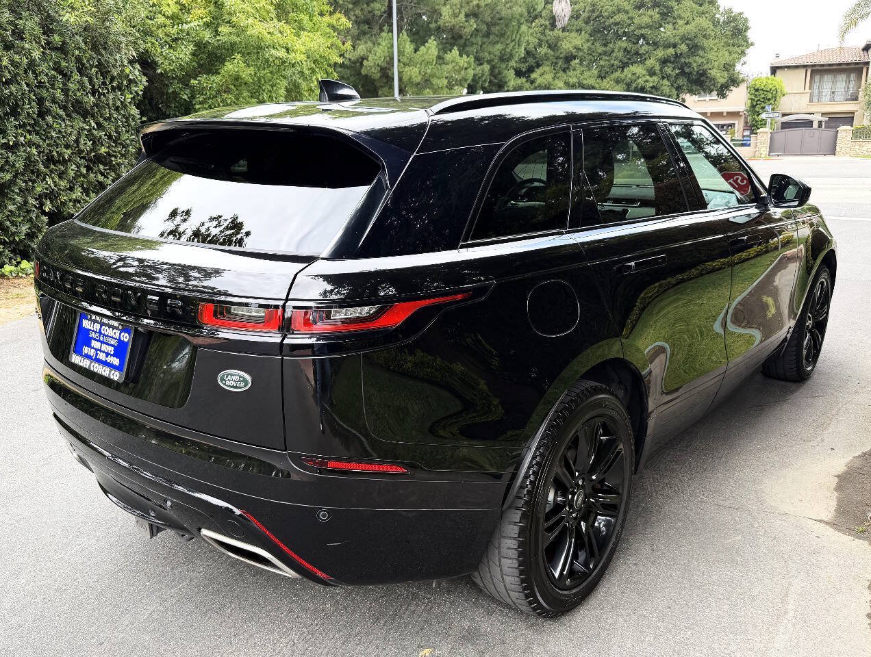 Used 2022 Land Rover Range Rover Velar R-Dynamic S AWD/4WD image 7