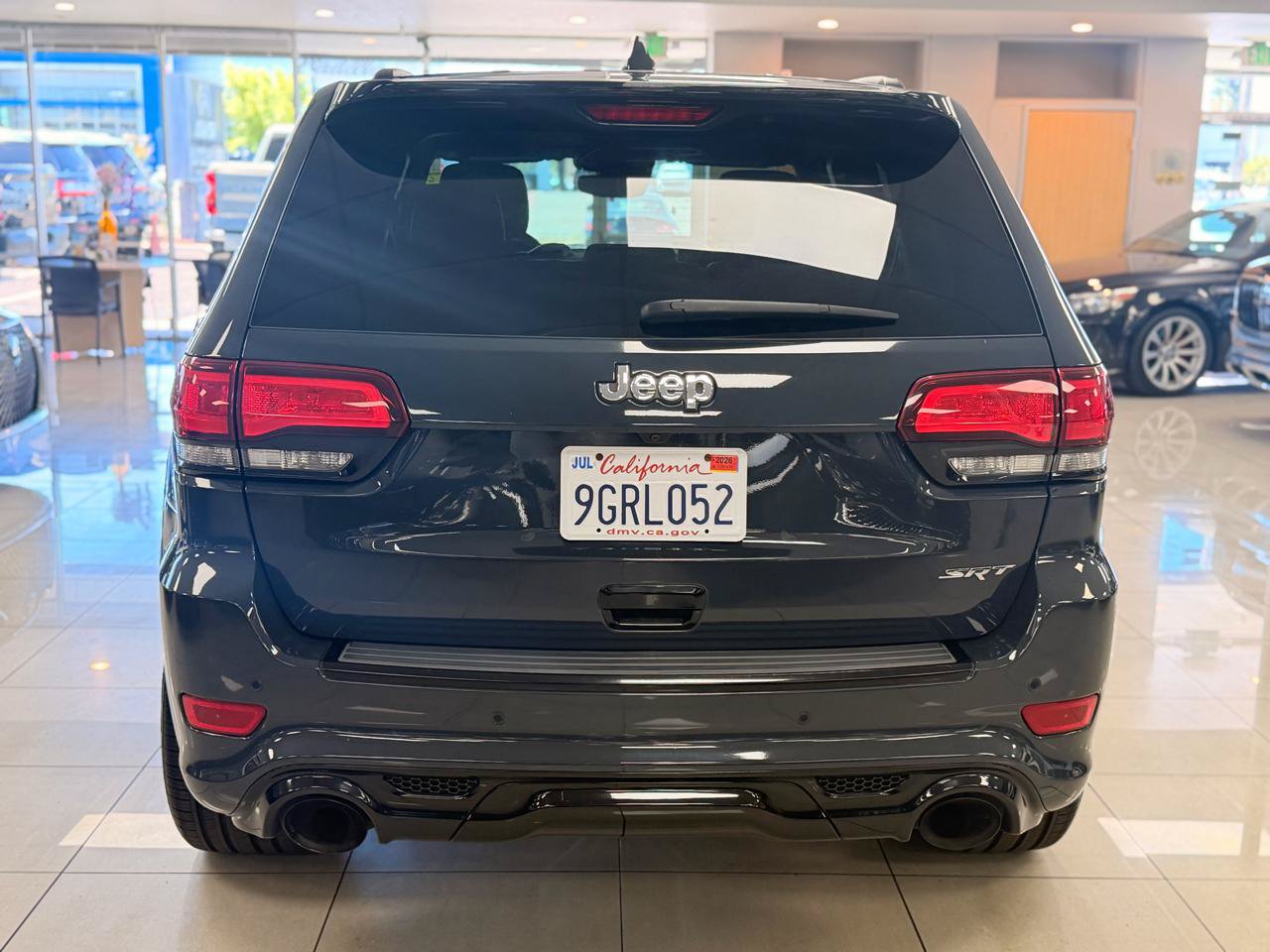 Used 2017 Jeep Grand Cherokee SRT AWD/4WD image 5