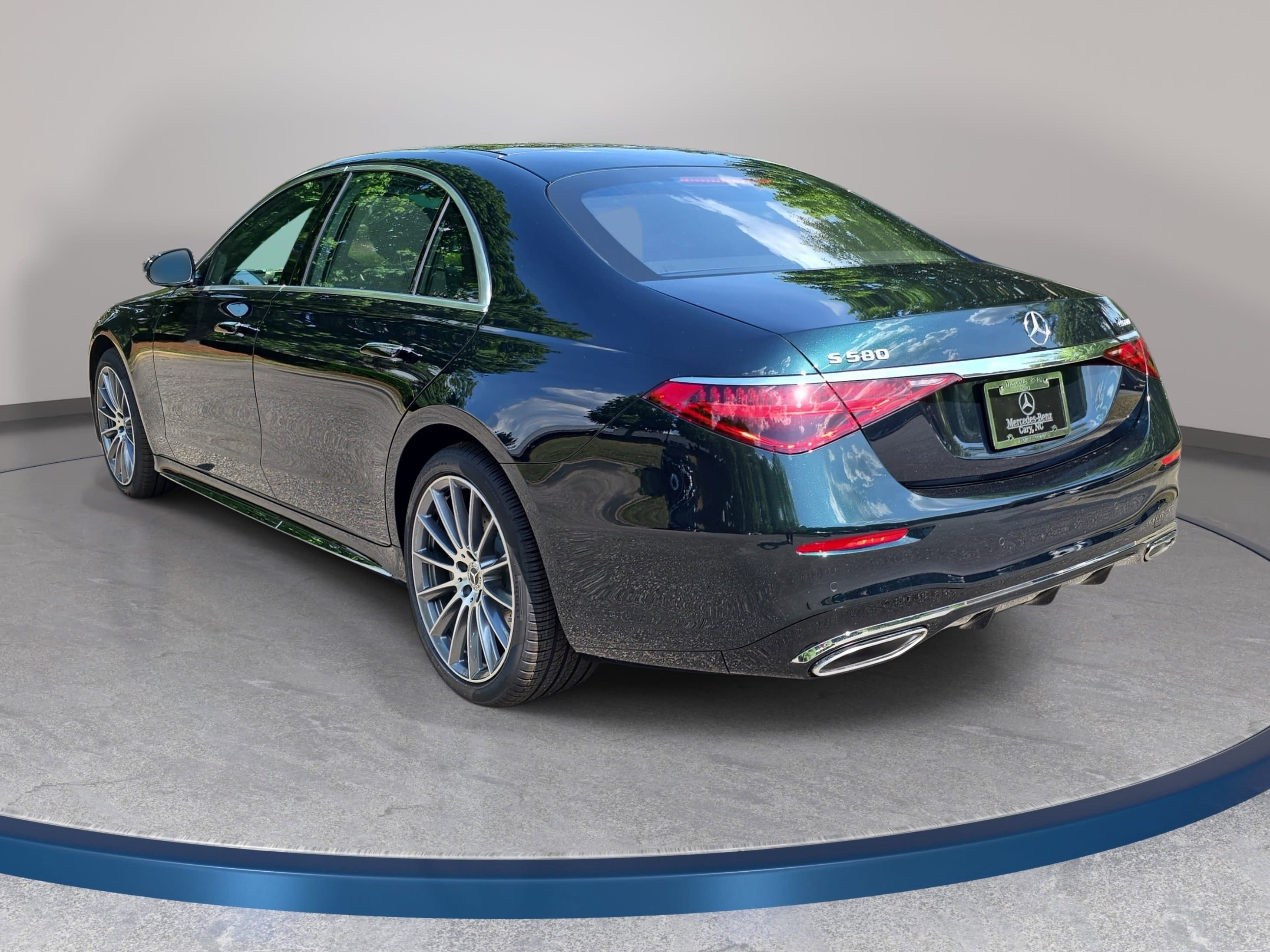 New 2026 Mercedes-Benz S 580 4MATIC Sedan image 7
