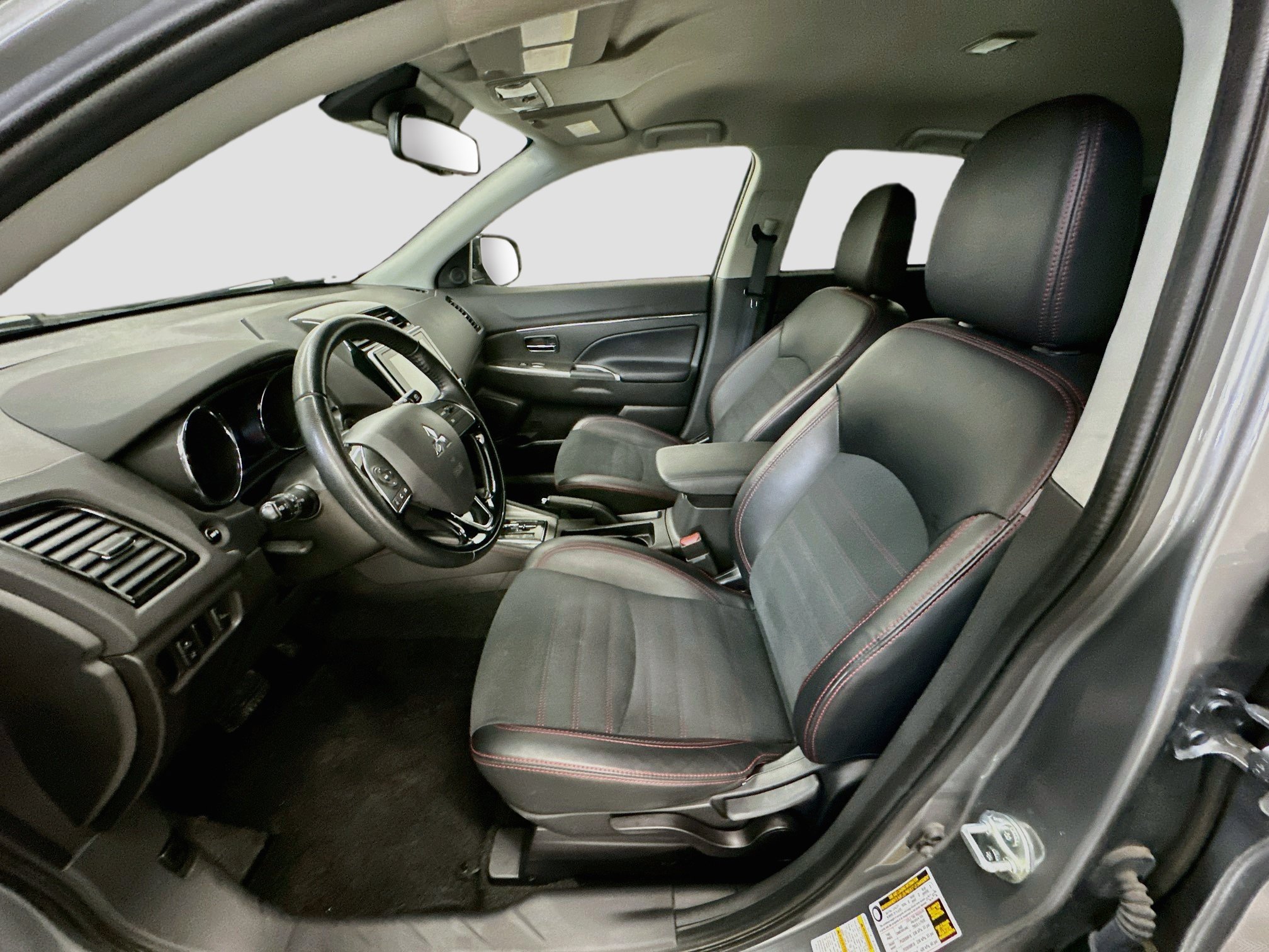 Used 2024 Mitsubishi Outlander Sport AWD image 13