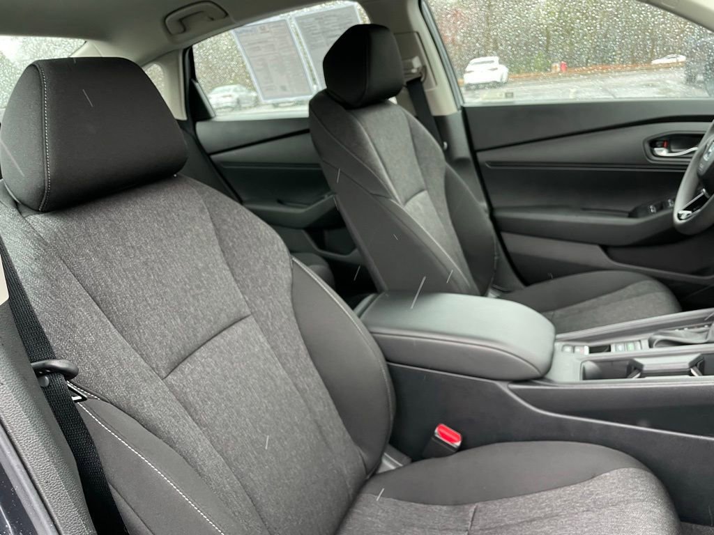 Certified 2025 Honda Accord LX image 30