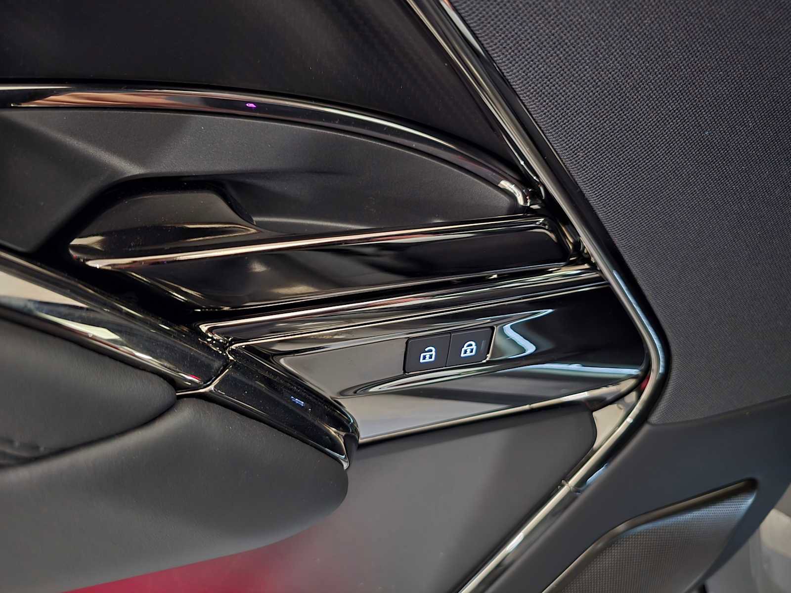 New 2025 Land Rover Range Rover Sport SV Edition Two image 23