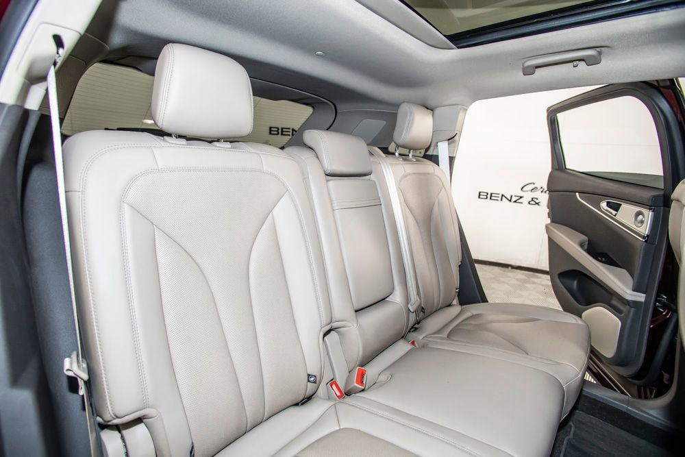 Used 2022 Lincoln Nautilus Reserve w/ Equipment Group 202A AWD/4WD image 16