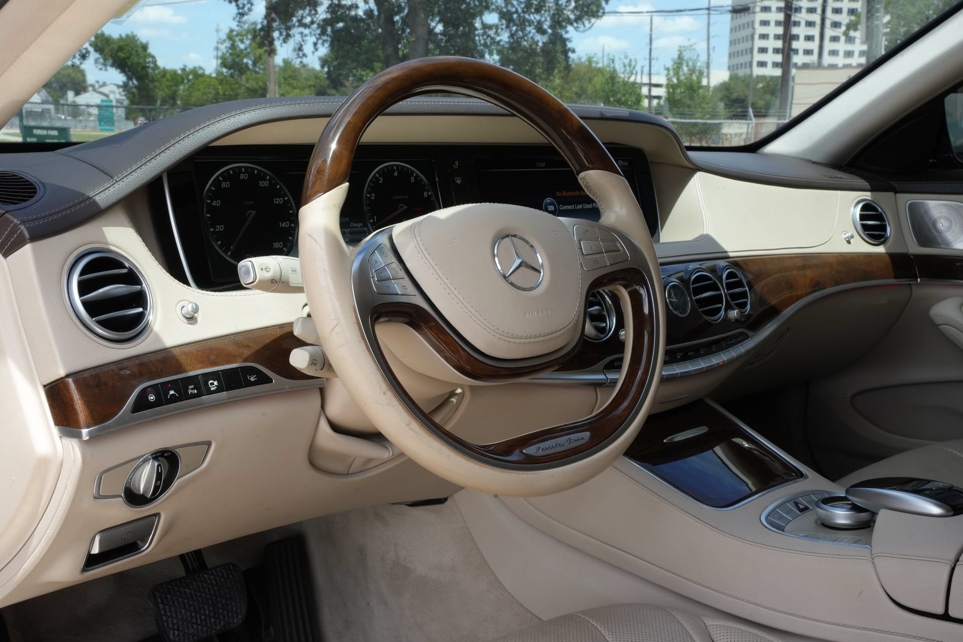 Used 2017 Mercedes-Benz S 550 Sedan image 14
