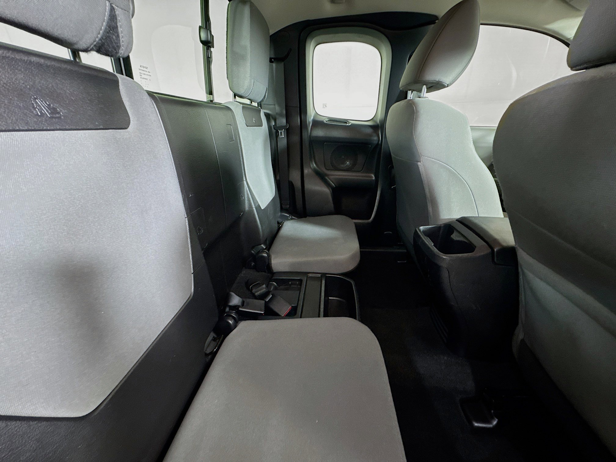 Used 2021 Toyota Tacoma SR w/ SR Convenience Package image 25