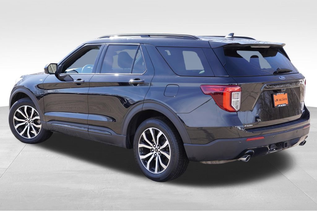Used 2023 Ford Explorer ST-Line w/ Class IV Trailer Tow Package image 7