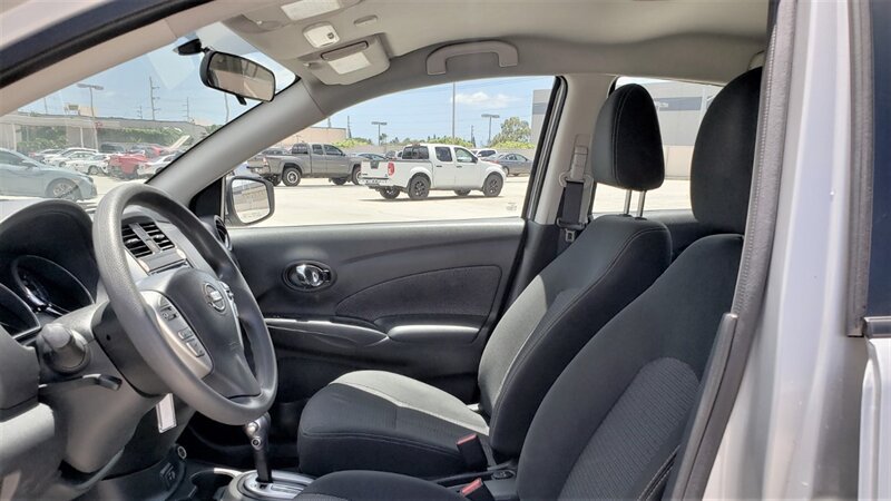 Used 2018 Nissan Versa SV FWD image 10