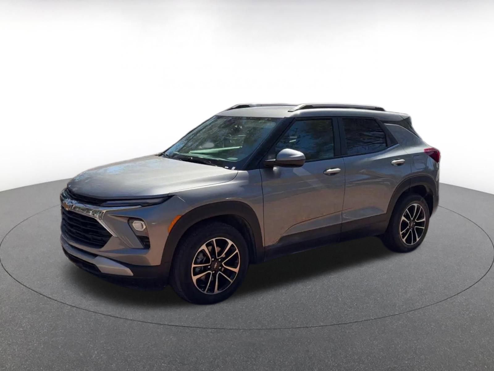 Used 2025 Chevrolet TrailBlazer LT image 8