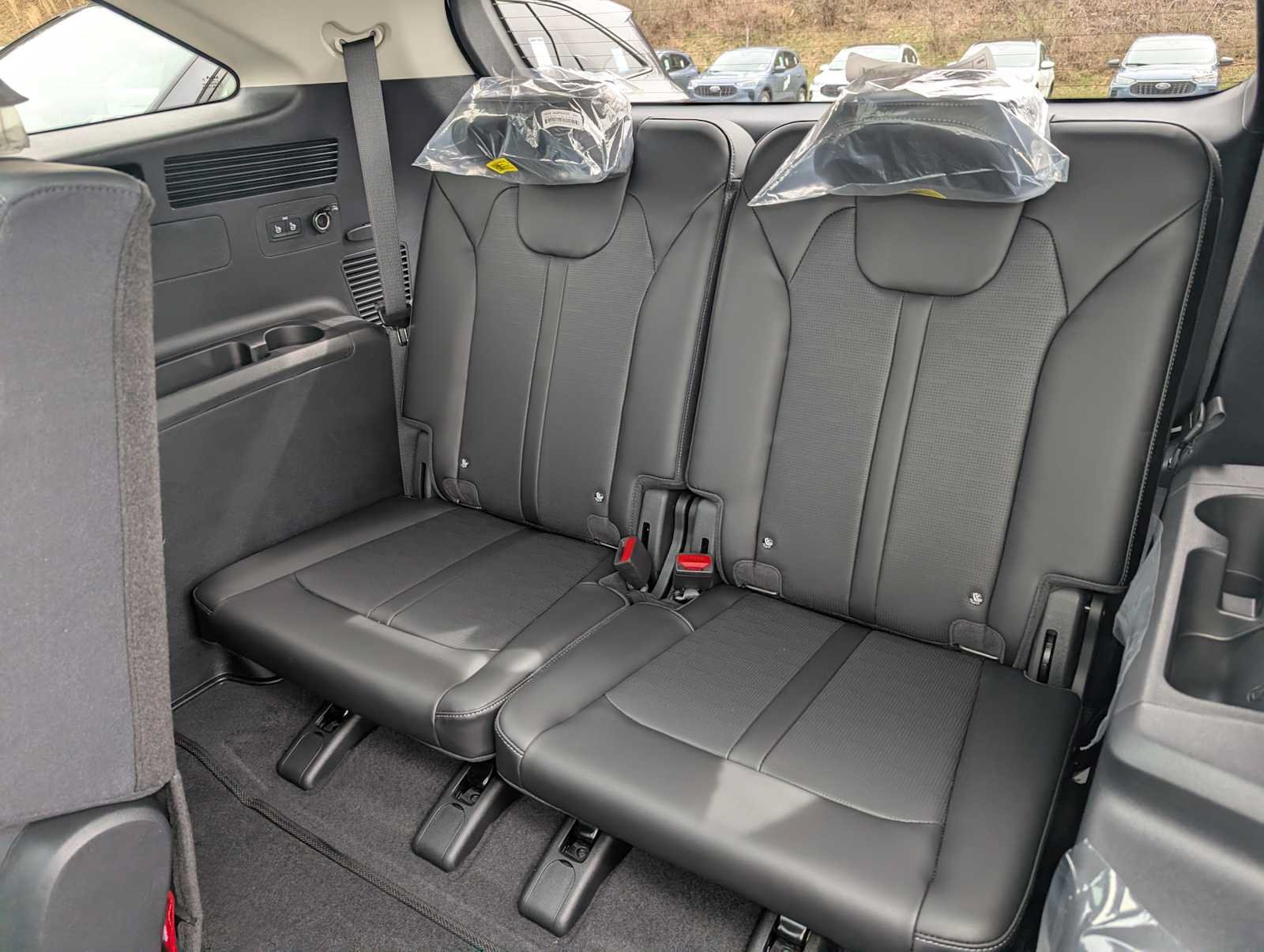 New 2026 Kia Sorento S w/ S Panoramic Sunroof Package AWD/4WD image 17