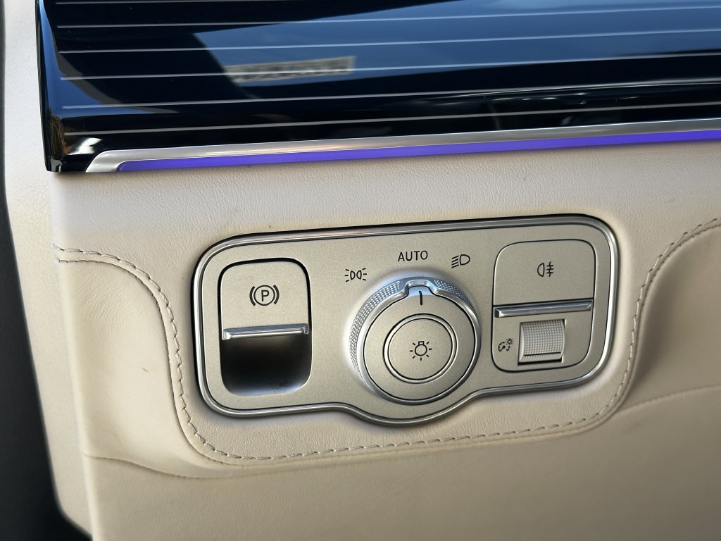 Certified 2025 Mercedes-Benz GLS 63 AMG 4MATIC image 34