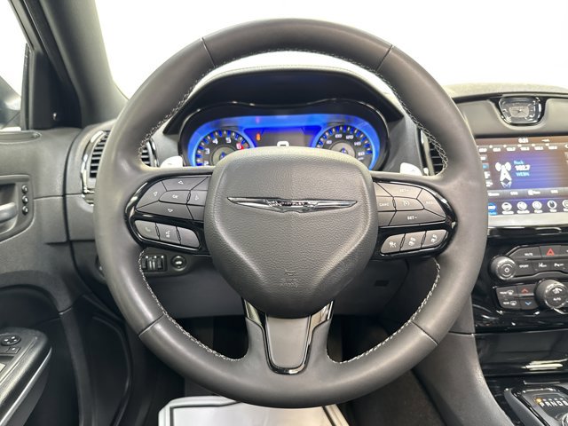 Used 2023 Chrysler 300 S w/ Comfort Group image 16