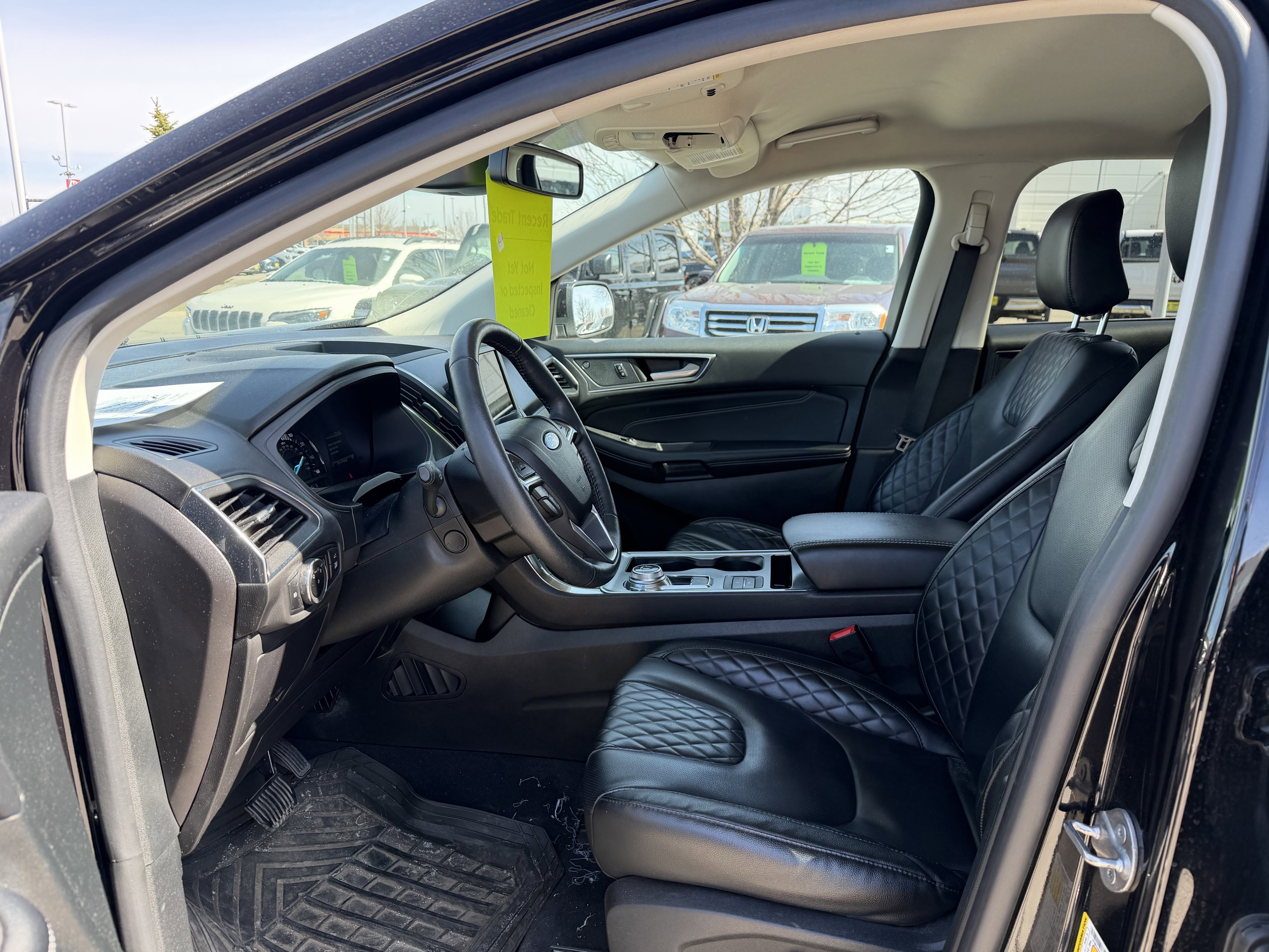 Used 2024 Ford Edge Titanium w/ Equipment Group 301A image 8