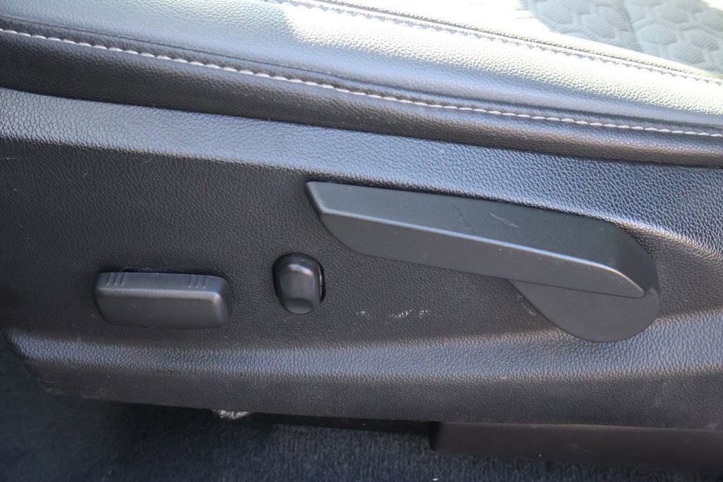 Used 2021 Chevrolet Colorado Z71 image 35