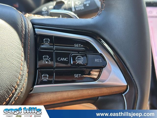 Certified 2024 Jeep Grand Cherokee Summit AWD/4WD image 31