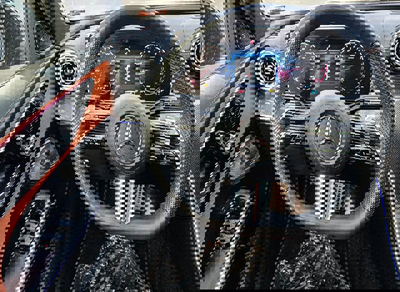 Used 2023 Mercedes-Benz C 300 4MATIC Sedan image 30