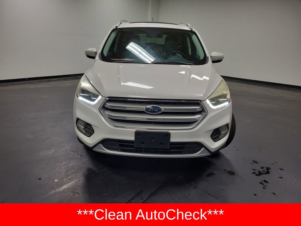 Used 2018 Ford Escape Titanium image 2