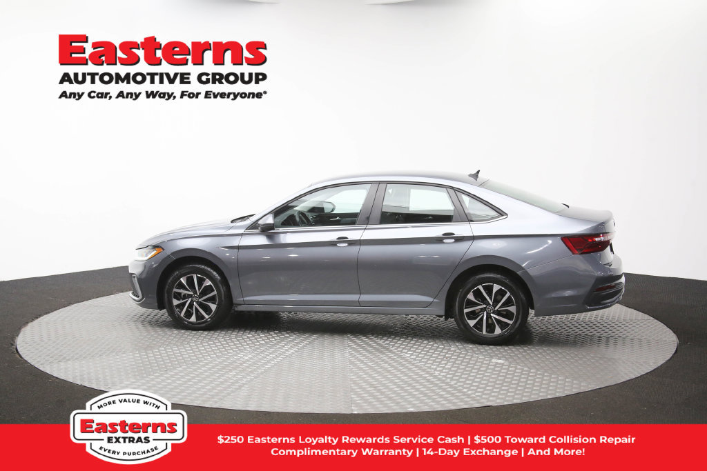 Used 2025 Volkswagen Jetta S FWD image 60