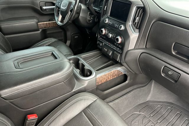 Used 2020 GMC Sierra 3500 Denali w/ Denali Ultimate Package image 18