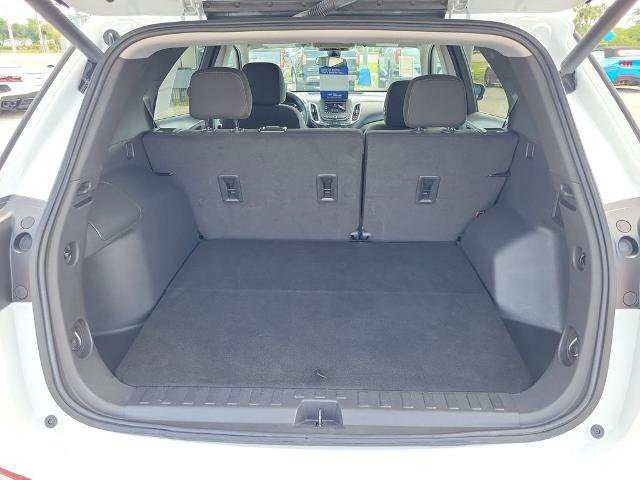 Used 2023 Chevrolet Equinox LT FWD image 11