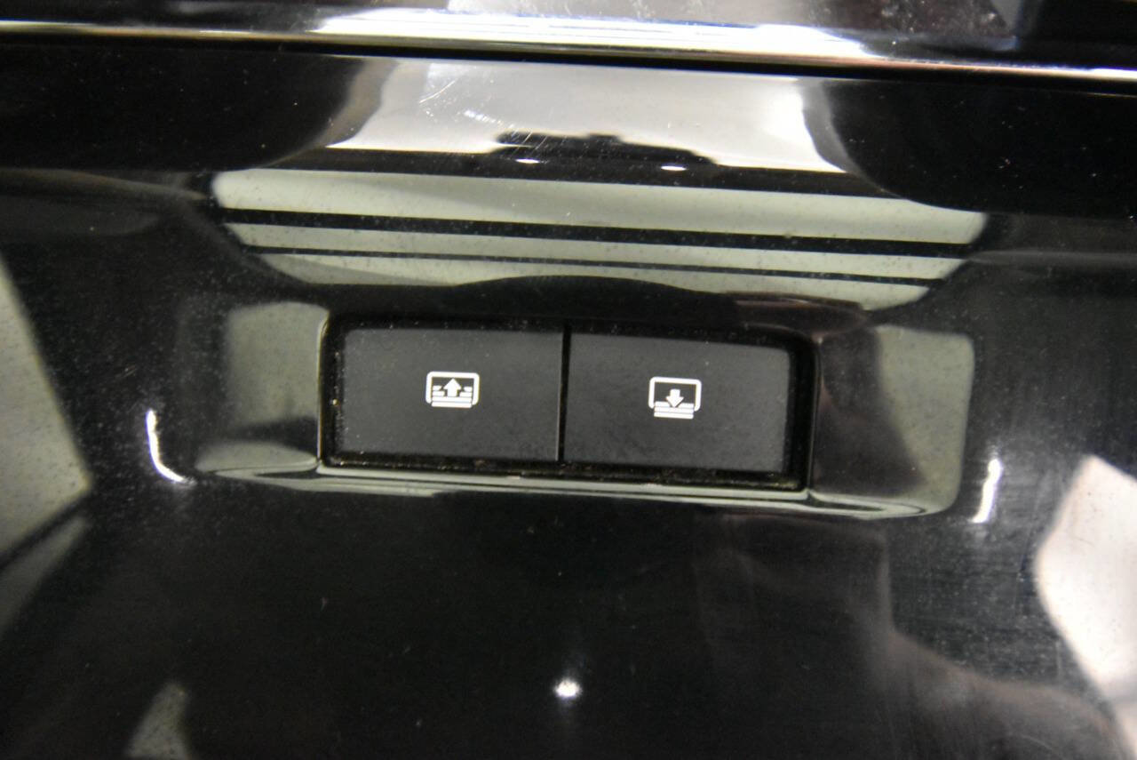 Used 2022 Lincoln Navigator Reserve image 22