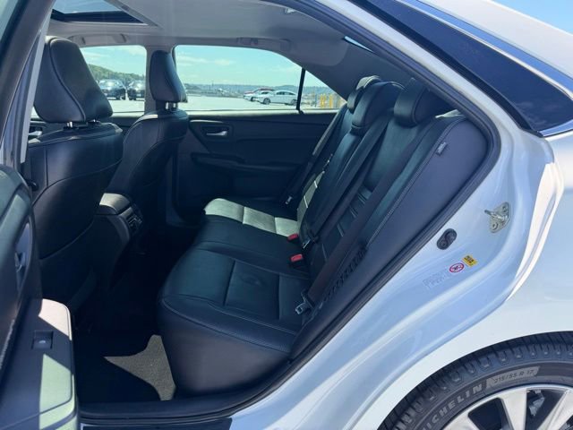 Used 2016 Toyota Camry XLE w/ Moonroof Package FWD image 11