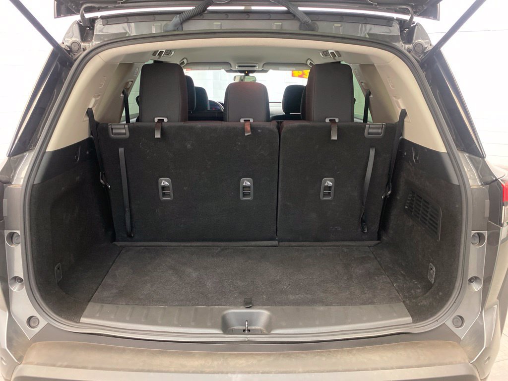 Used 2024 Nissan Pathfinder S FWD image 23